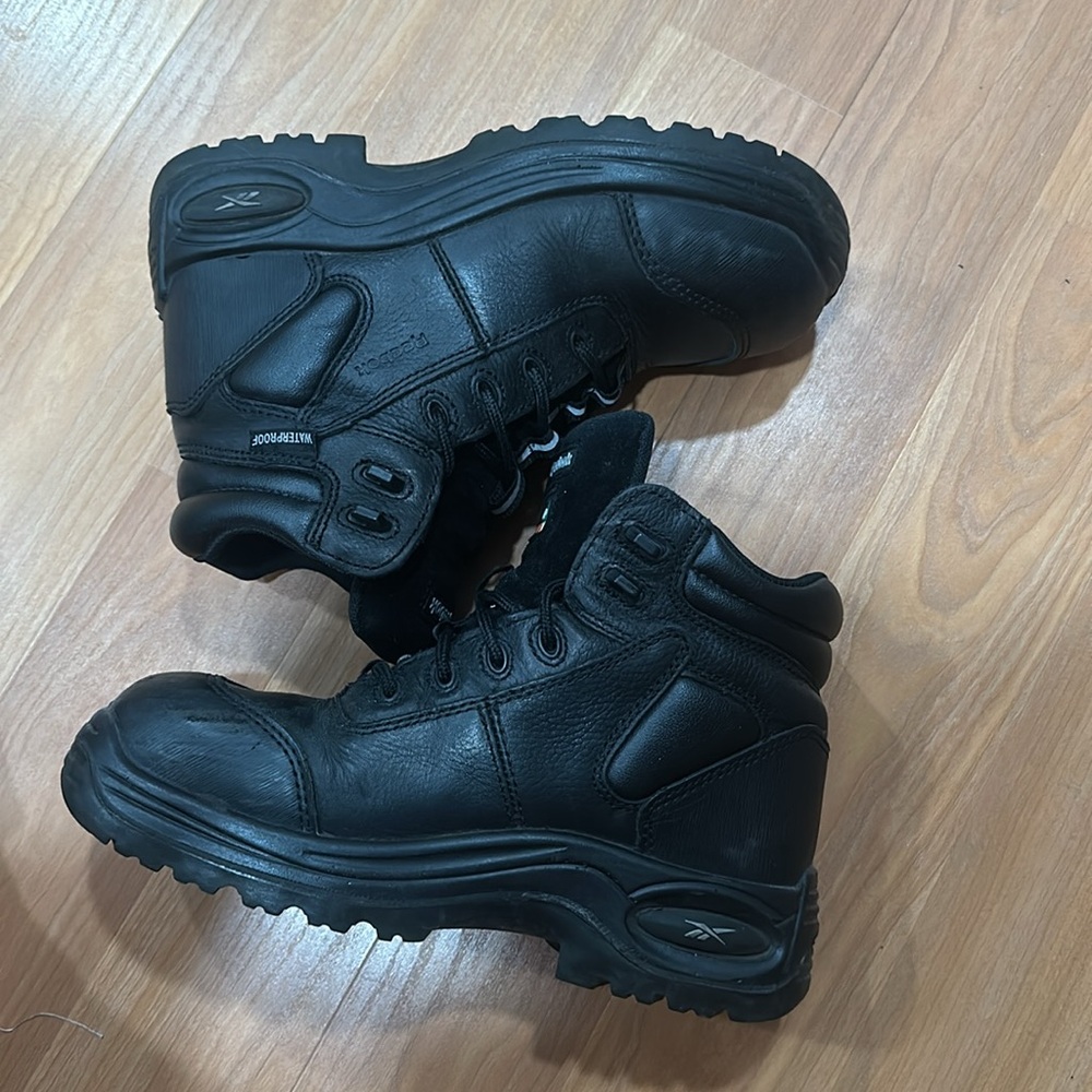Reebok Men's Black Waterproof Boots - Picture 3 of 4